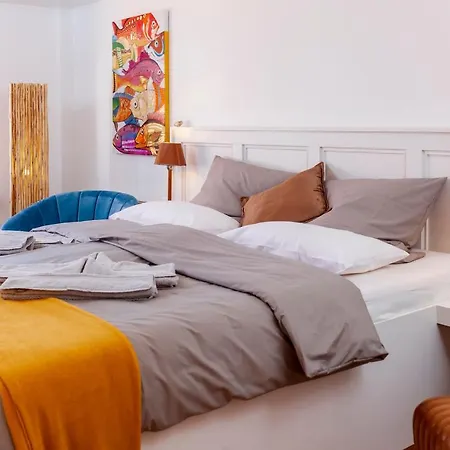 מלון Relitto Boutique Und *