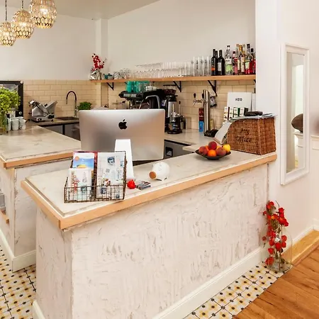 Relitto Boutique Und