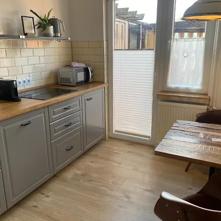 Relitto Boutique Und *